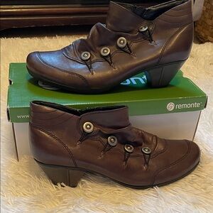 Remonte Women's Ankle Booties in Rich Brown